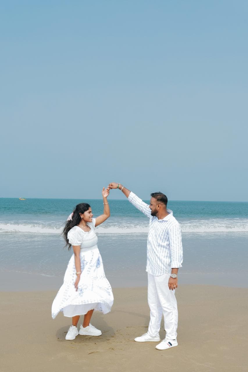 Naveen H & Renuka R wedding invitation